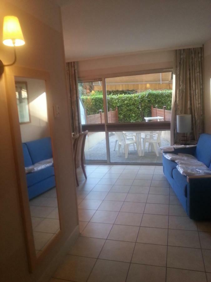 Apartment Heliotel Marine 4* Bord De Mer Saint-Laurent-du-Var Exterior foto